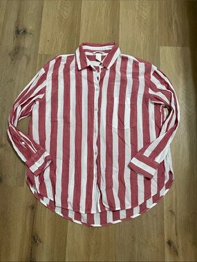H&M Red and White Vertical Stripe Button-Down Shirt